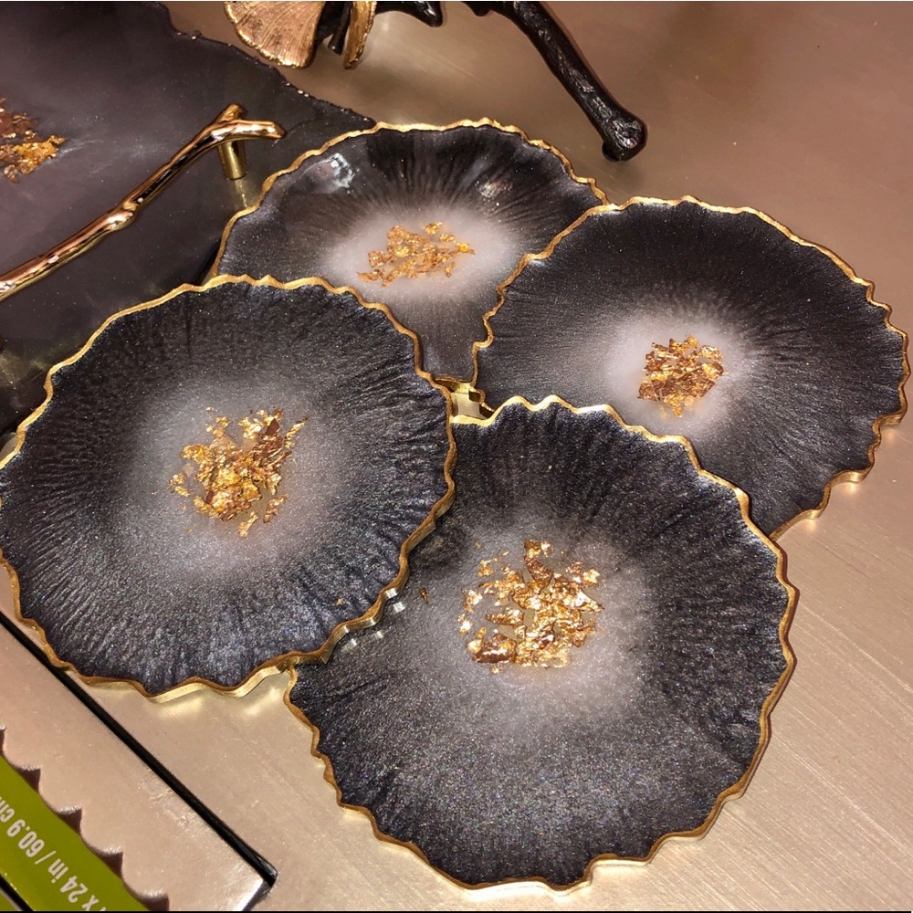 Glam Agate geode resin coasters - SET OF 4
